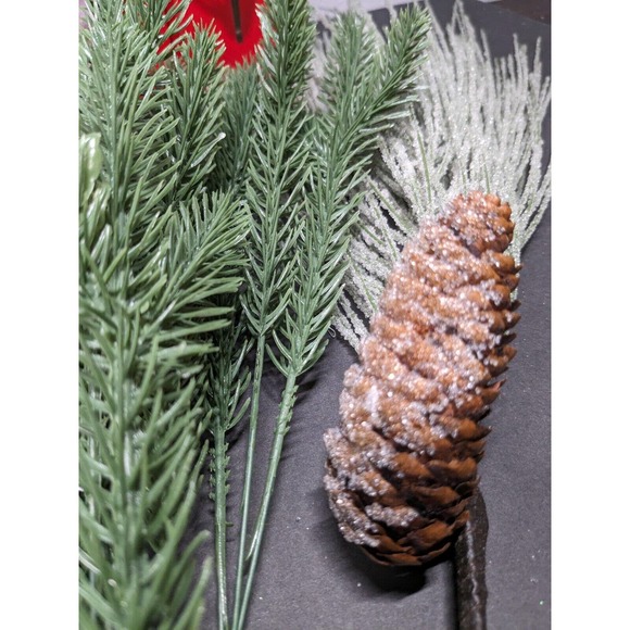 Faux Evergreen Christmas Winter Foliage Tabletop Christmas Tree's 27 Pine Picks - Picture 6 of 9